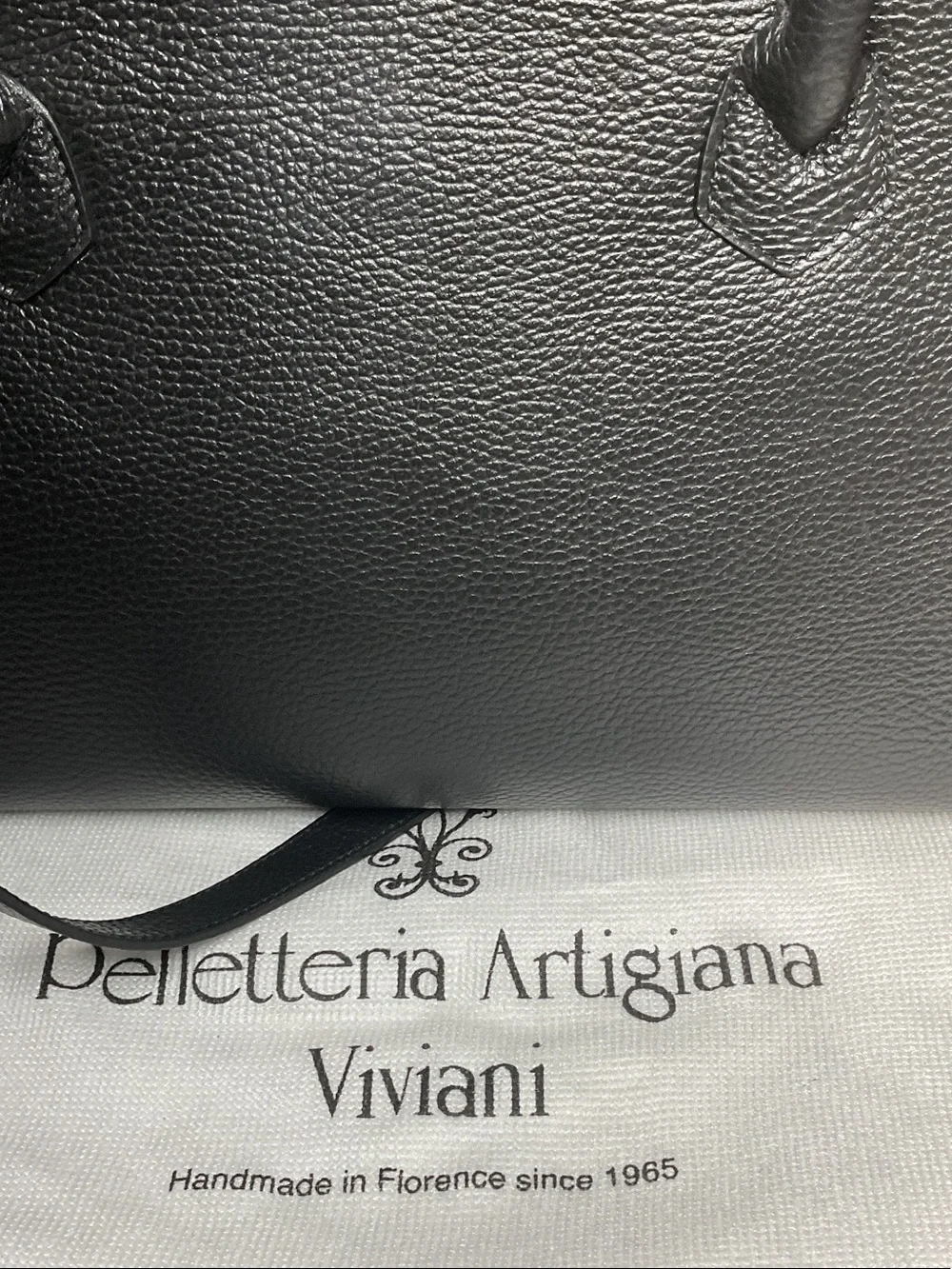 Top handle leather bag Miranda by Palletteria Artigiana Viviani handmade Italy